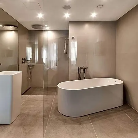 Prezident Luxury & Wellness Κάρλοβι Βάρι