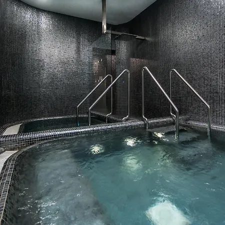 Ξενοδοχείο Prezident Luxury & Wellness Κάρλοβι Βάρι