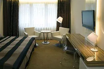 Prezident Luxury & Wellness 4* Κάρλοβι Βάρι