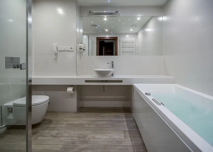 Prezident Luxury & Wellness מלון 4*