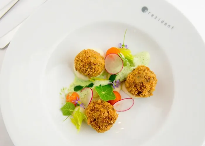 Prezident Luxury & Wellness מלון קרלובי וארי